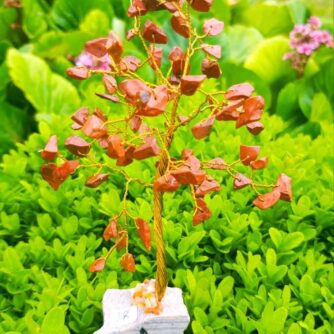 Bel Arbre de vie en jaspe rouge naturel pour allier la beauté et les vertus en lithothérapie.